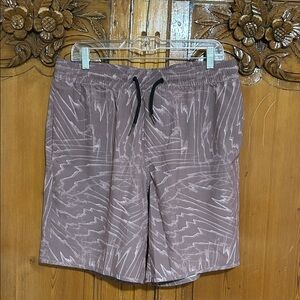 Zella Men's Athletic Shorts in Mauve Pattern Print. Lightweight Polyester Large